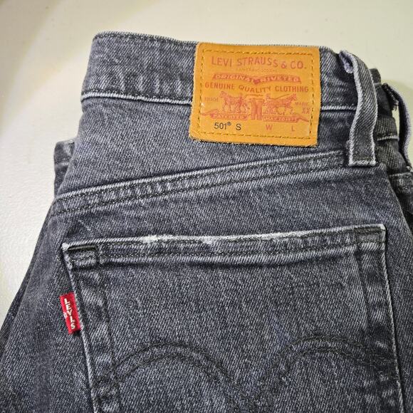 Levi's Premium Mid Rise Button Fly 501 Skinny Fit Jeans in‎ Coal Black Size 24 - Picture 5 of 8